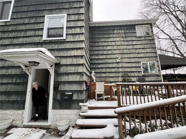 43 Sunset Street, Buffalo, NY 14207