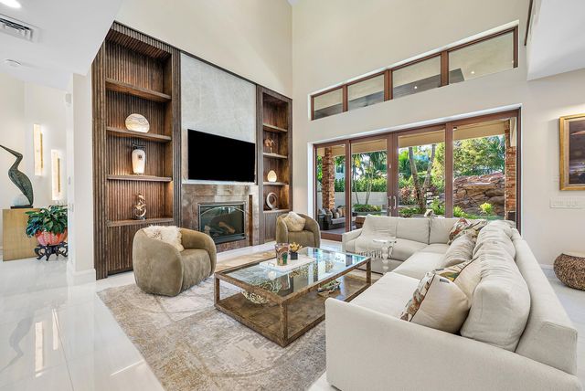 18163 SE Ridgeview Drive, Tequesta, FL 33469