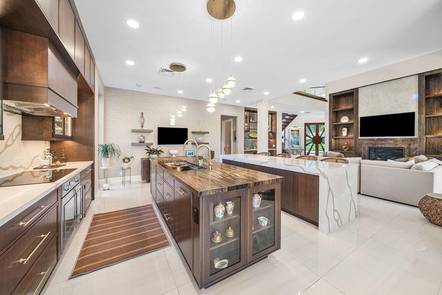 18163 SE Ridgeview Drive, Tequesta, FL 33469