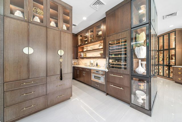 18163 SE Ridgeview Drive, Tequesta, FL 33469