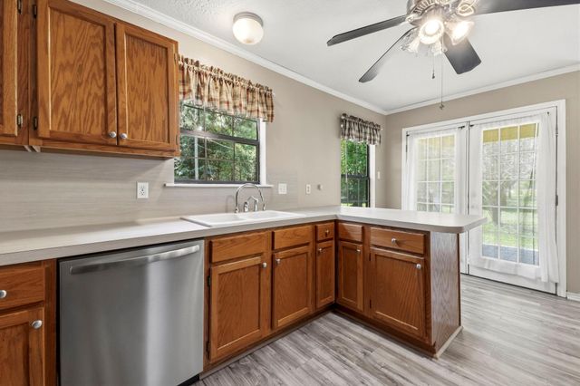 5274 State Highway 146 S Highway S, Livingston, TX 77351