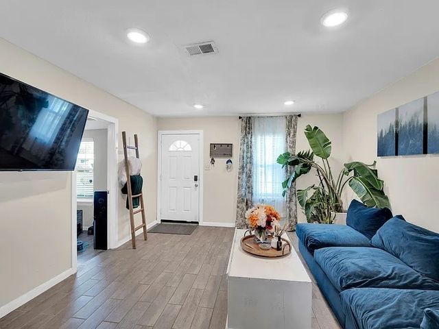 4208 Wiman Drive, Fort Worth, TX 76119