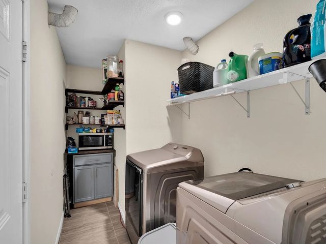 4208 Wiman Drive, Fort Worth, TX 76119
