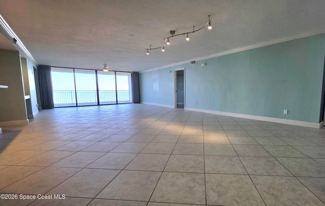 3223 S Atlantic Avenue 405, Cocoa Beach, FL 32931