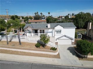 1212 W Pottery, Lake Elsinore, CA 92530