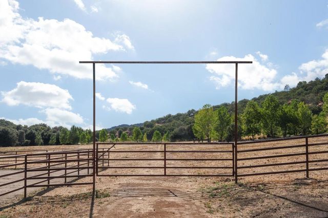 26904 Mesa Grande, Santa Ysabel, CA 92070