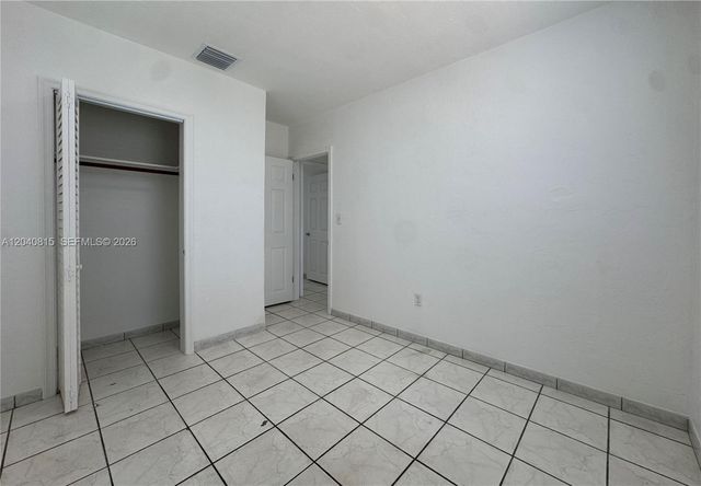 459 SE 3rd St, Hialeah, FL 33010