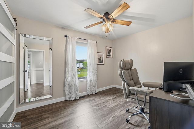 148 HAMPTON DR, Langhorne, PA 19047