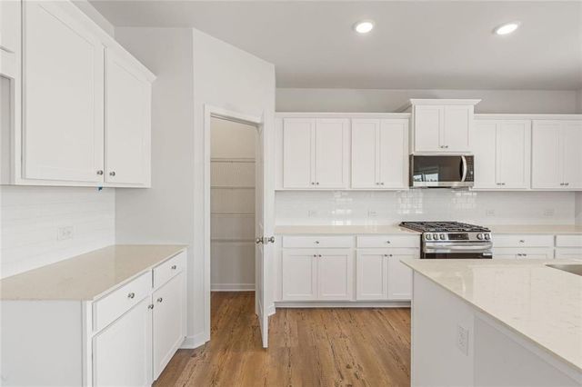 549 Baynes Court, Mcdonough, GA 30253