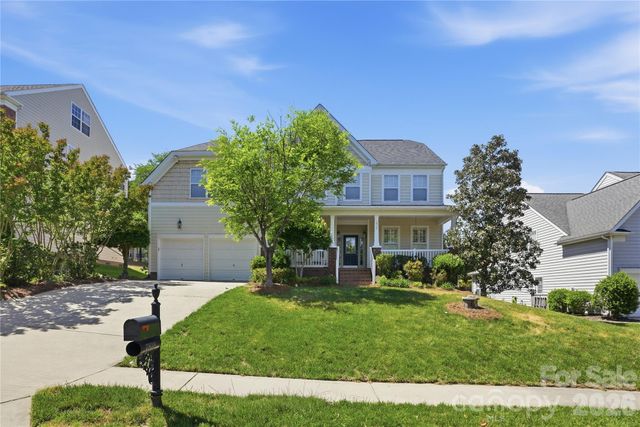 7816 Whisperingwood Drive, Harrisburg, NC 28075