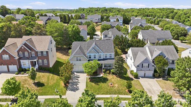 7816 Whisperingwood Drive, Harrisburg, NC 28075