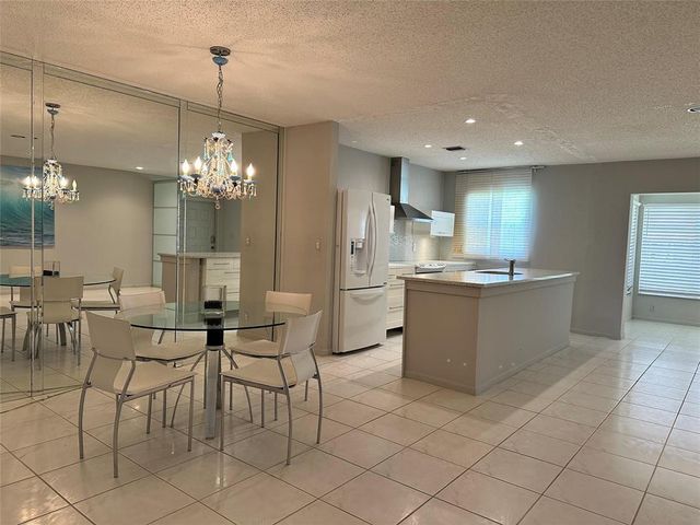 14492 Canalview Drive B, Delray Beach, FL 33484