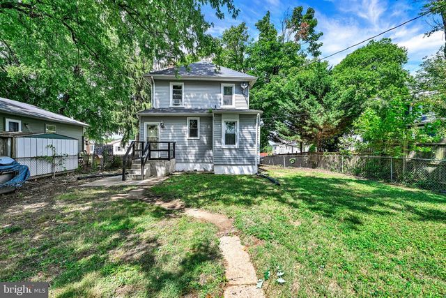 109 W HILLTOP RD, Baltimore, MD 21225