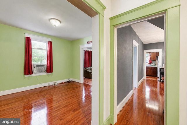 109 W HILLTOP RD, Baltimore, MD 21225