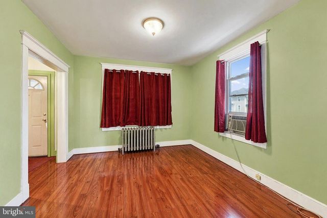 109 W HILLTOP RD, Baltimore, MD 21225
