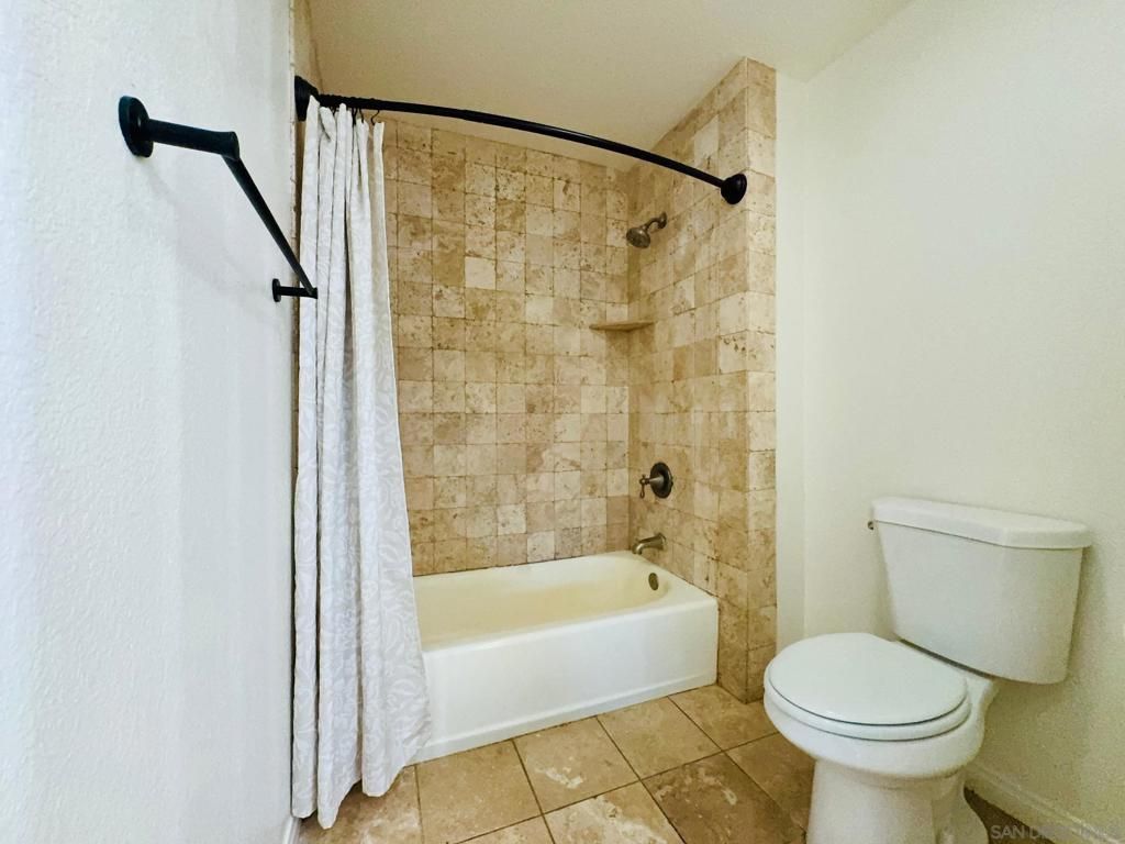 Image 14 of property listing at 9860 Dale Avenue C12, Spring Valley, CA 91977