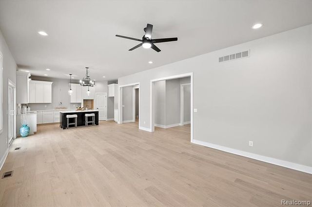 17827 Biscayne Drive, Macomb, MI 48042