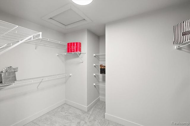 17827 Biscayne Drive, Macomb, MI 48042