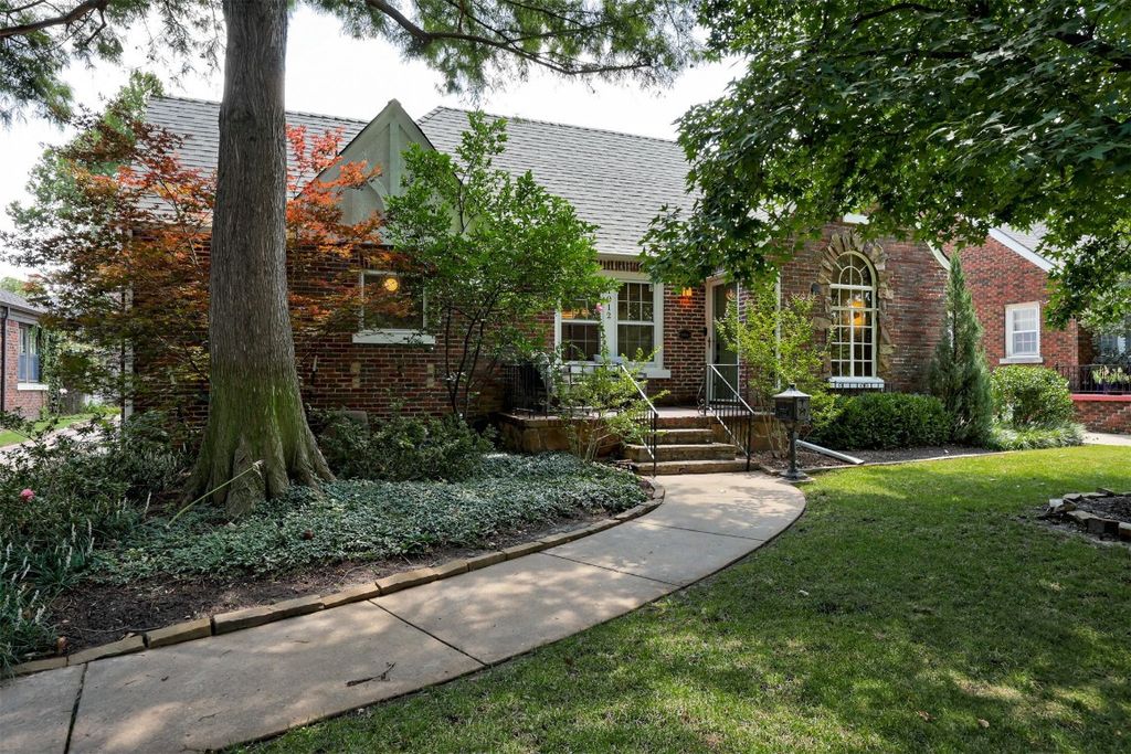1012 NW 41 Street, Oklahoma City, OK 73118
