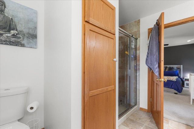 4020 W Lakeview DRIVE, Franklin, WI 53132