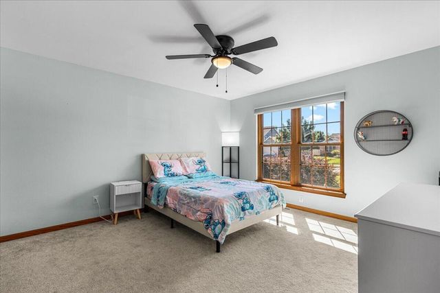 4020 W Lakeview DRIVE, Franklin, WI 53132