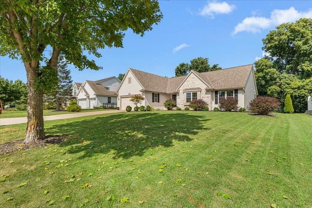 4020 W Lakeview DRIVE, Franklin, WI 53132