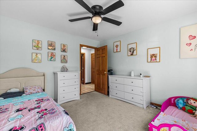 4020 W Lakeview DRIVE, Franklin, WI 53132