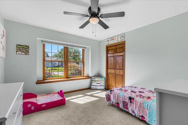 4020 W Lakeview DRIVE, Franklin, WI 53132