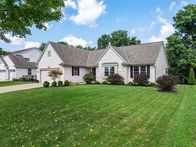 4020 W Lakeview DRIVE, Franklin, WI 53132