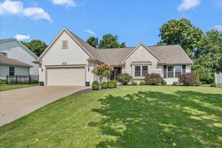4020 W Lakeview DRIVE, Franklin, WI 53132