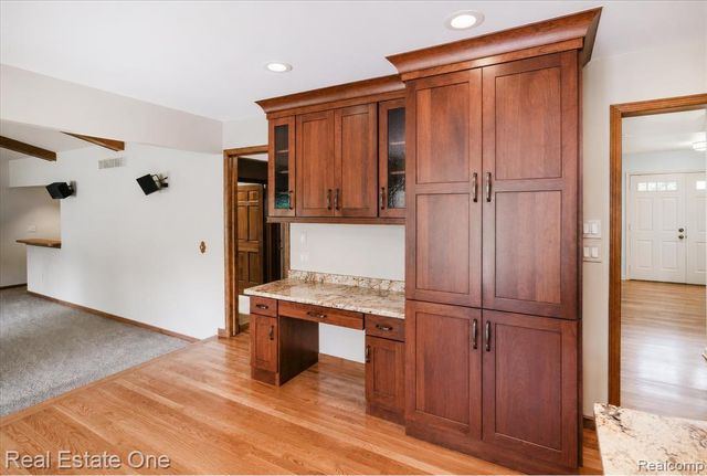 3393 Charlwood Drive, Rochester Hills, MI 48306