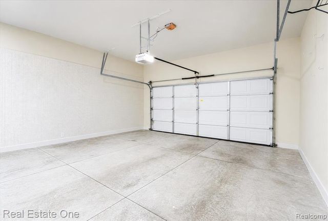 3393 Charlwood Drive, Rochester Hills, MI 48306