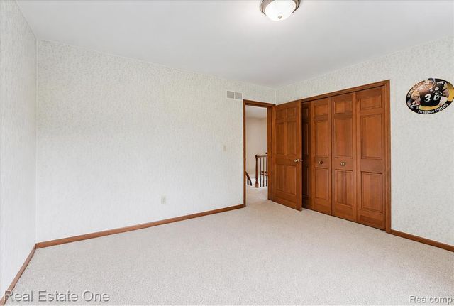 3393 Charlwood Drive, Rochester Hills, MI 48306