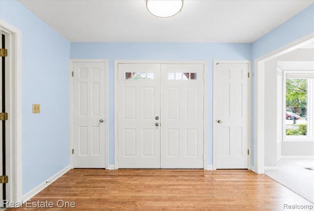 3393 Charlwood Drive, Rochester Hills, MI 48306