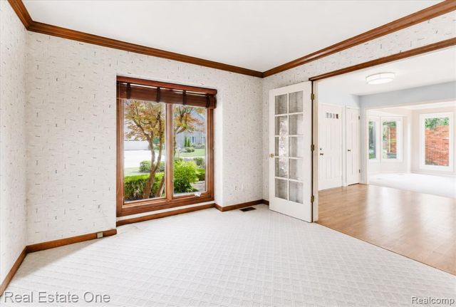 3393 Charlwood Drive, Rochester Hills, MI 48306