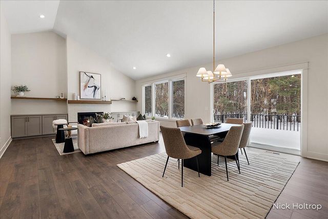 9738 56th Avenue, Allendale, MI 49401