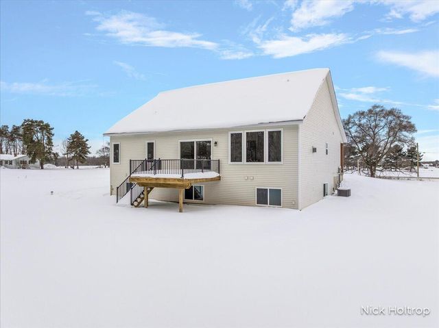 9738 56th Avenue, Allendale, MI 49401