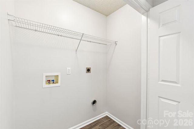 5904 Leawood Run Court, Charlotte, NC 28269