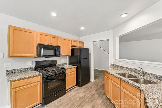 5904 Leawood Run Court, Charlotte, NC 28269