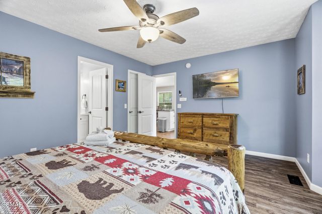 650 Lloyd Huskey Road, Pigeon Forge, TN 37863