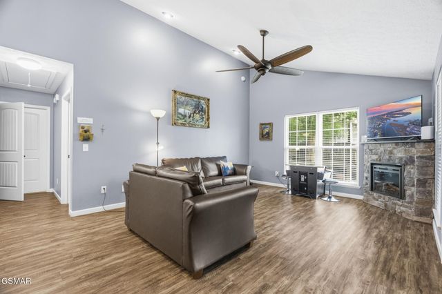 650 Lloyd Huskey Road, Pigeon Forge, TN 37863