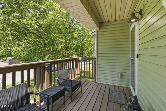 650 Lloyd Huskey Road, Pigeon Forge, TN 37863