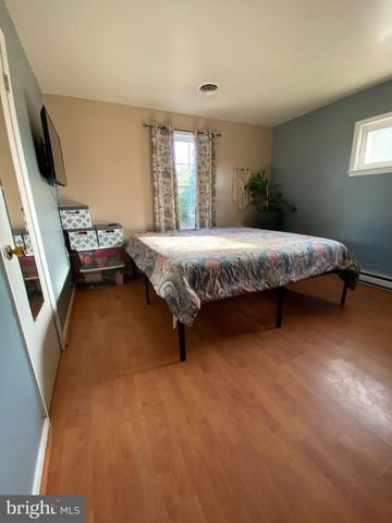 32 SCOTT DR, Shepherdstown, WV 25443