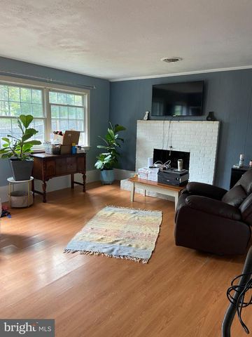 32 SCOTT DR, Shepherdstown, WV 25443