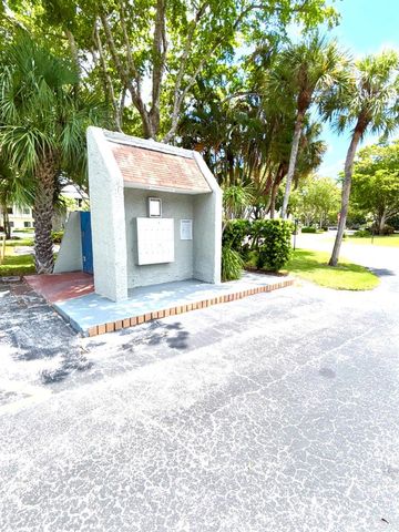 4807 Esedra Court, Lake Worth, FL 33467