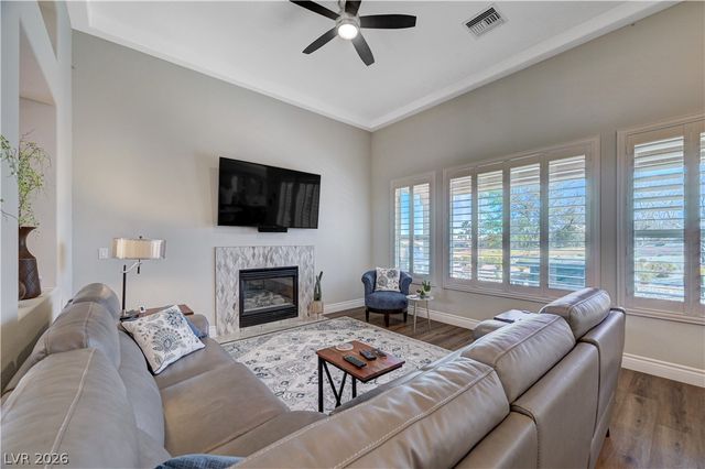 10533 Shoalhaven Drive, Las Vegas, NV 89134