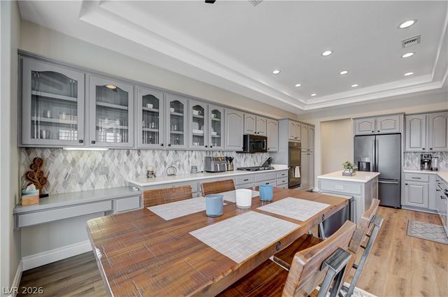 10533 Shoalhaven Drive, Las Vegas, NV 89134