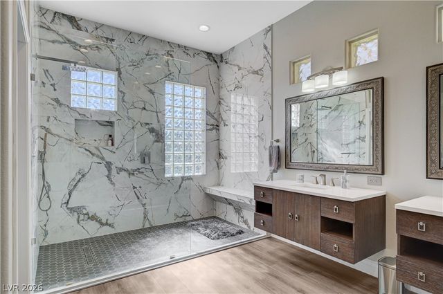 10533 Shoalhaven Drive, Las Vegas, NV 89134