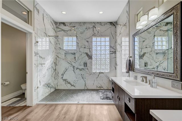 10533 Shoalhaven Drive, Las Vegas, NV 89134