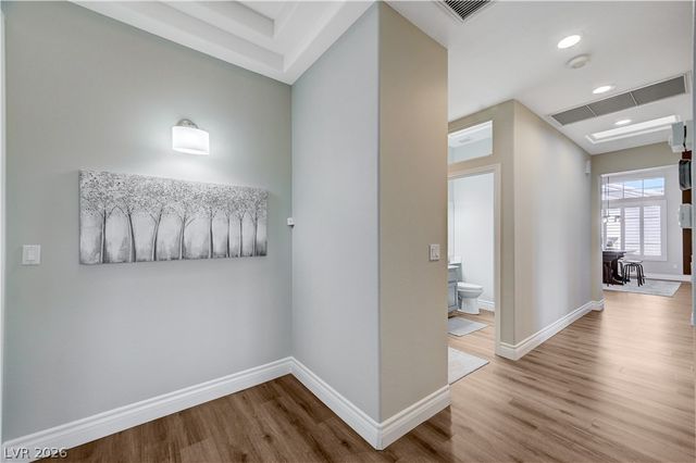 10533 Shoalhaven Drive, Las Vegas, NV 89134